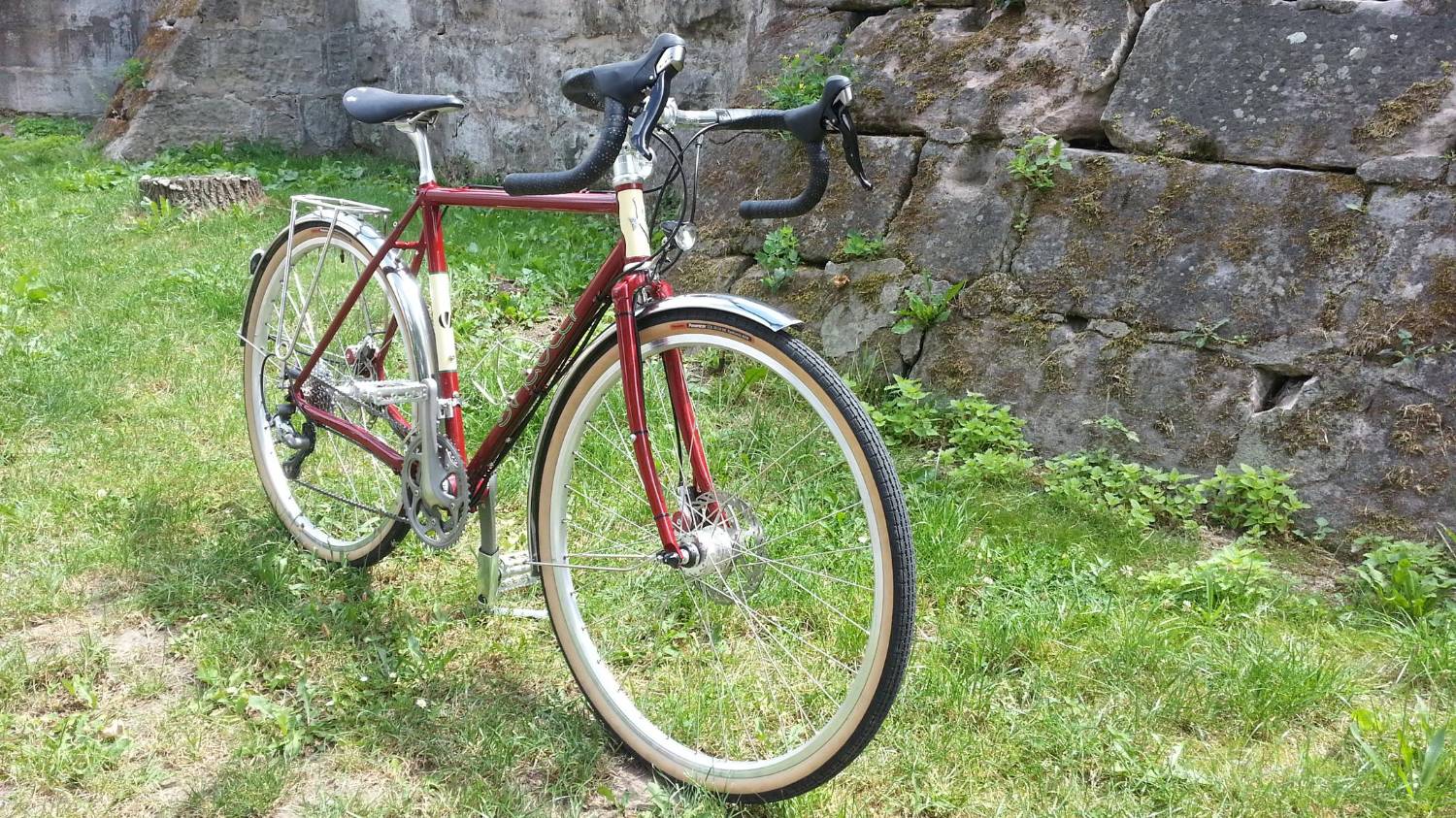 Singular Peregrine 2014